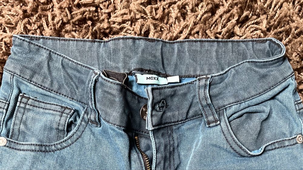 Spodnie jeansowe chlopięce Mexx rozmiar 140