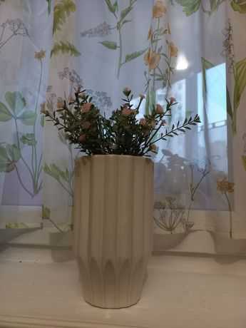 Ваза скандинавский стиль,  ваза белая, керамика, высота 21 см,  НОВАЯ