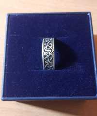 Срібне кільце ( перстень ) 925 проби Кельтський символ та Сварог