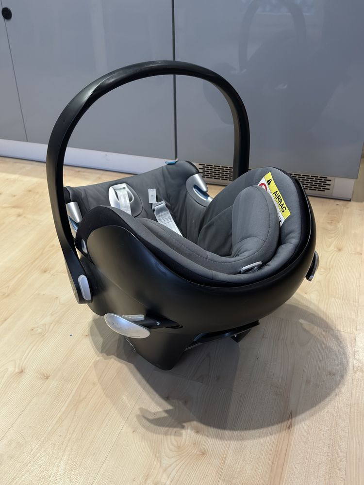 Fotelik samochodowy dla dziecka niemowlaka Cybex Aton Q 0-13Kg