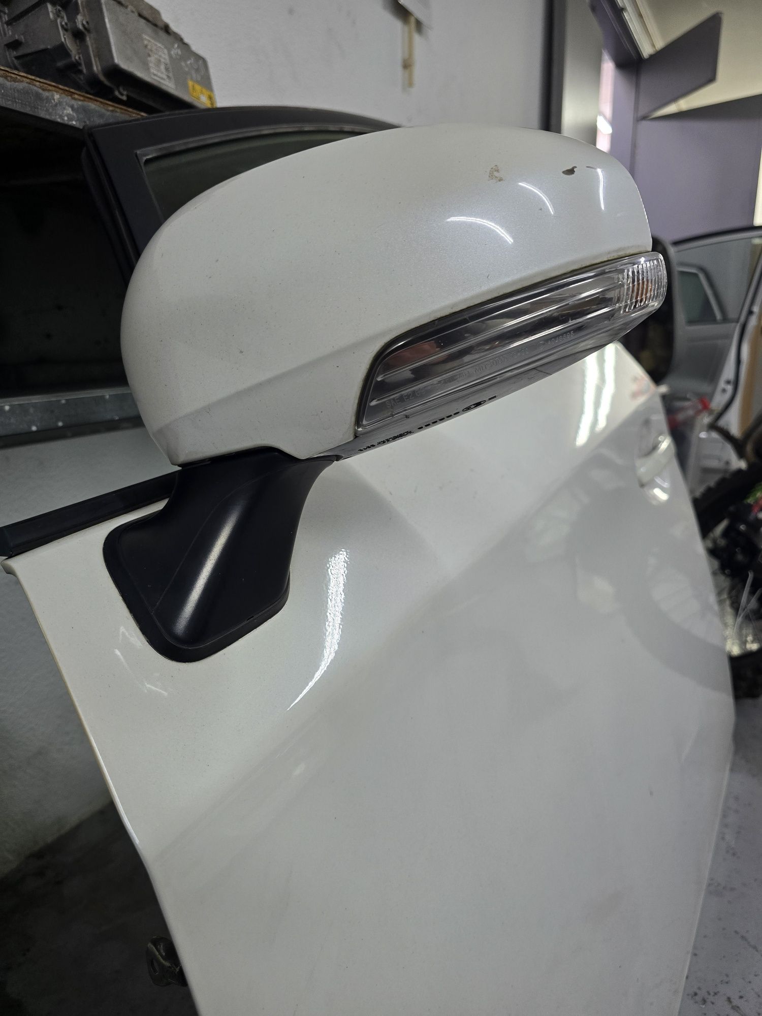 Toyota prius hybrid portas e mala traz