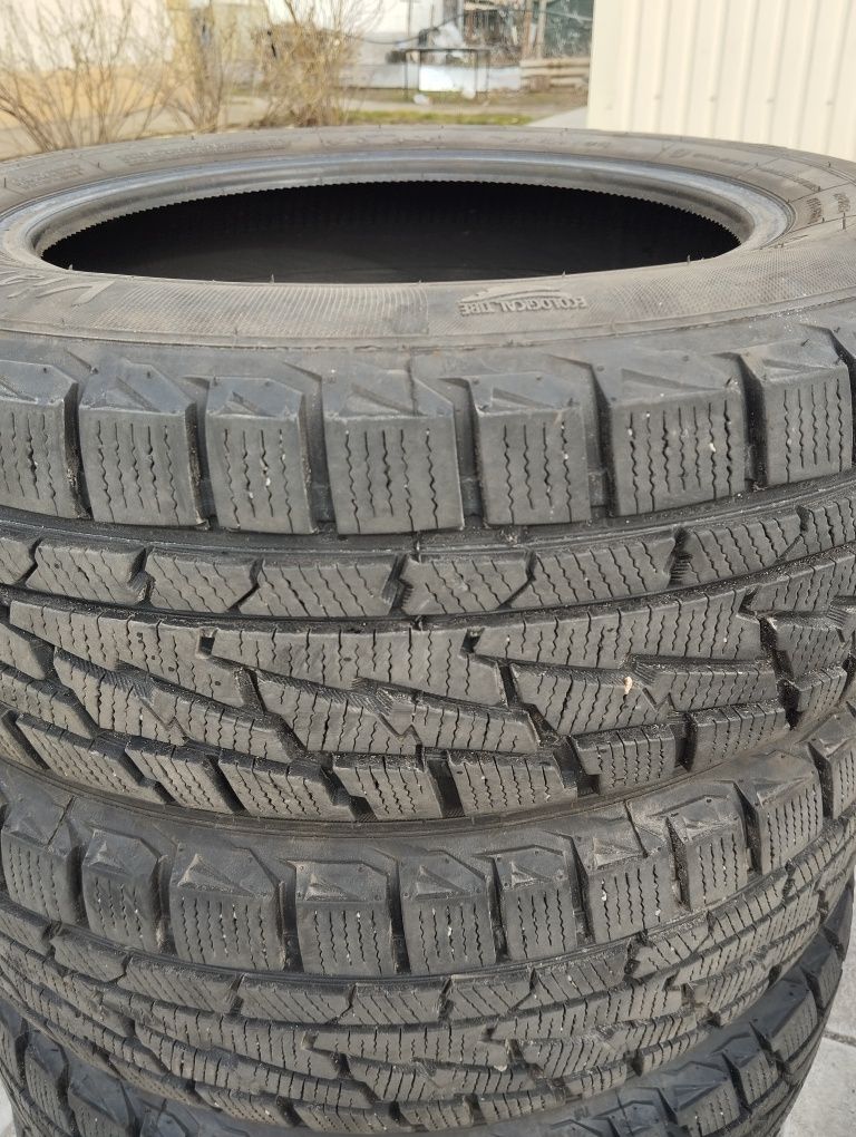 Продам резину зимня 195/65R15. 91H
Зимня
1) Premiorri - 195/65R15. 91H