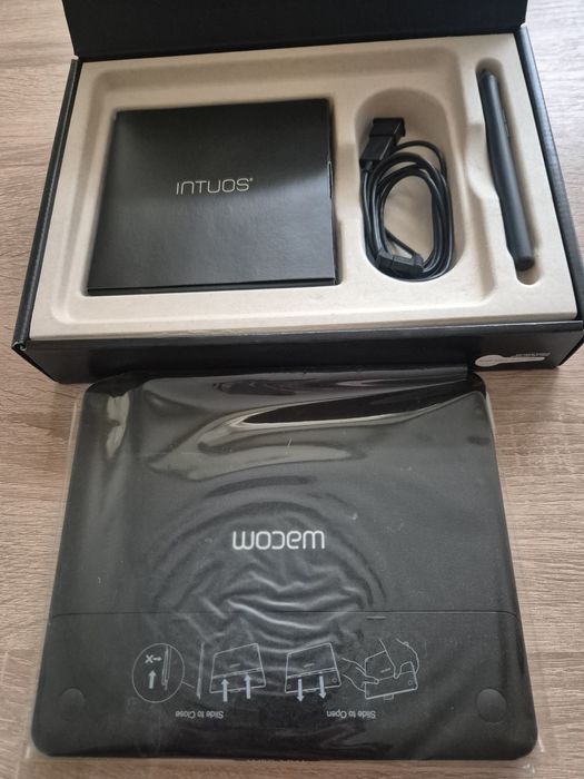 Графічний планшет INTUOS Wacom