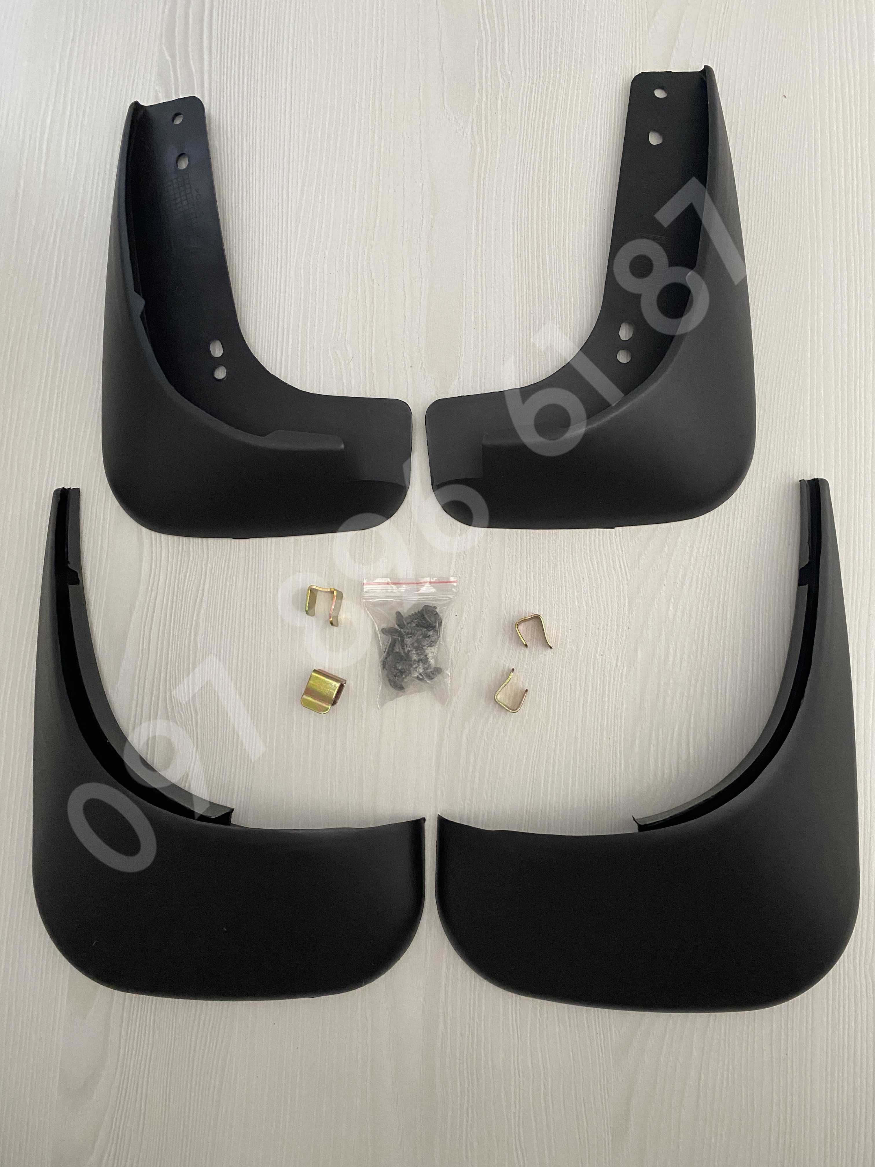 Бризговики на  VW Touran Caddy 2003 - 2010 підкрилки болотніки