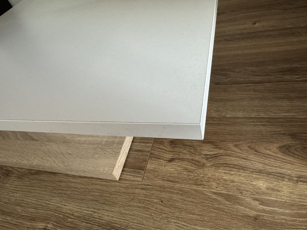 Idealny stolik kawowy – jak nowy!