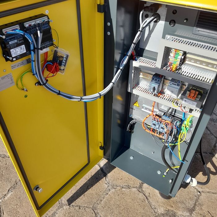 Sprężarka śrubowa Kaeser SK25 15kw 2.5m³ 8bar 2022rok