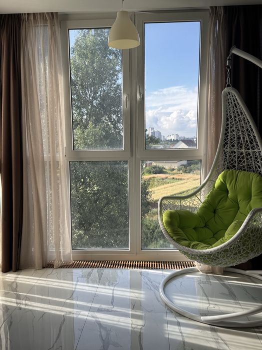 Продаж квартири з ремонтом, Київ Деснянський район, 45м2