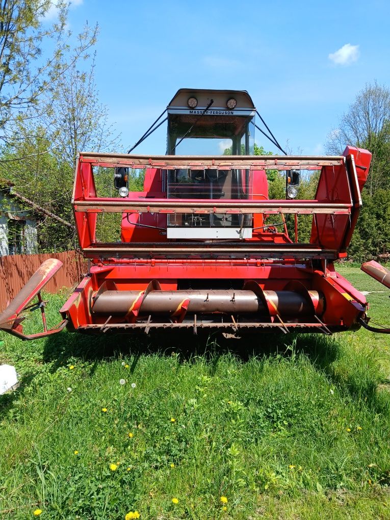 Kombajn zbożowy mf 16