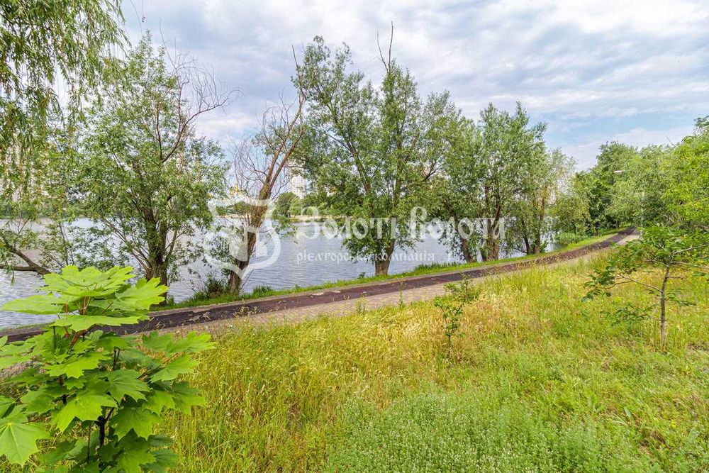 Видова квартира, 1к. Житловий стан. Березняківська 30, Березняки