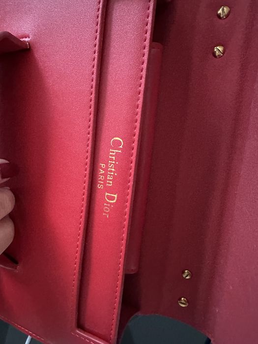 Carteira Dior vermelha