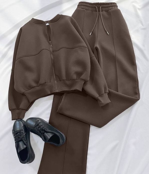 Жіночий спортивний костюм на флісе