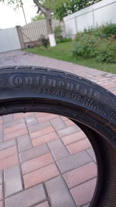 Автошини Continental 225/40/R18