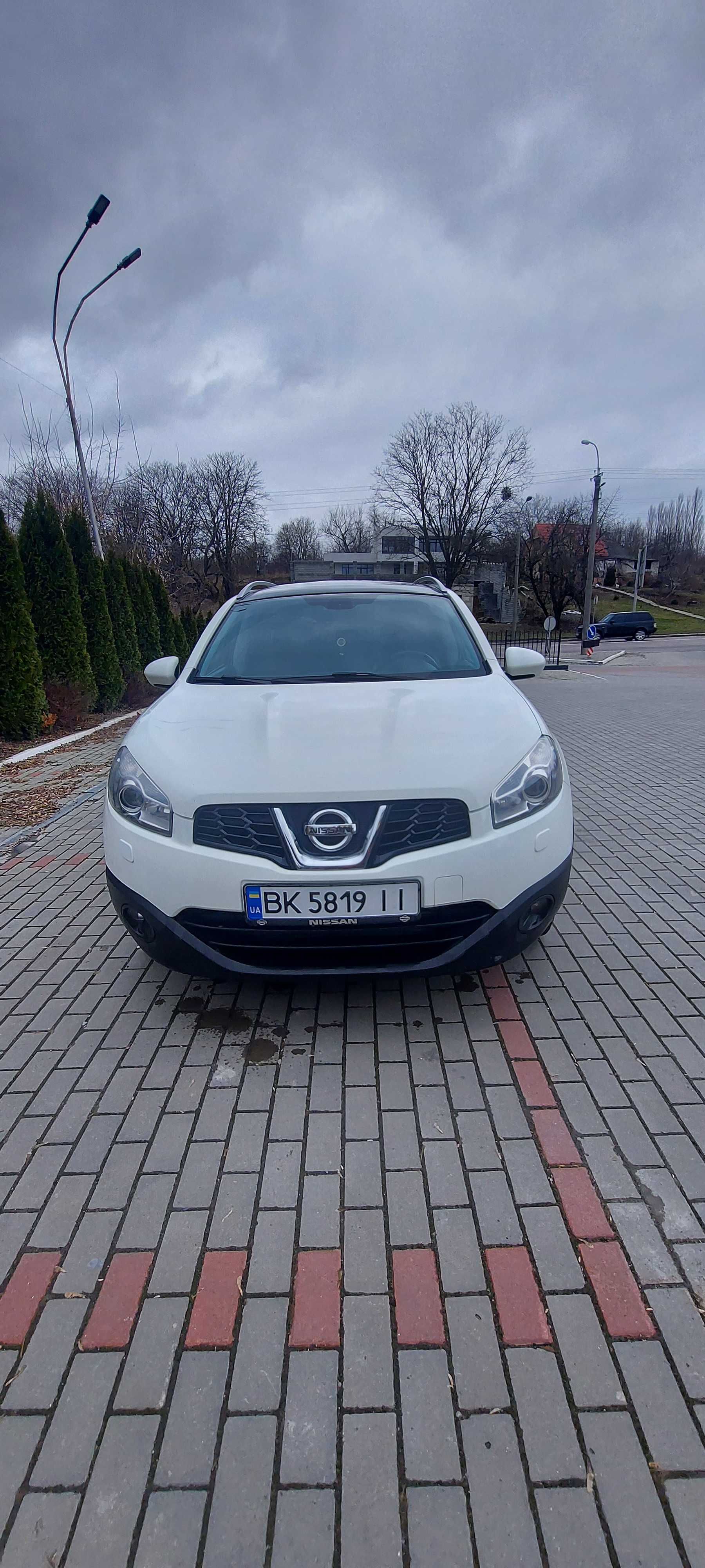 Nissan Qashqai+2 (2010 2.0 Дизель)