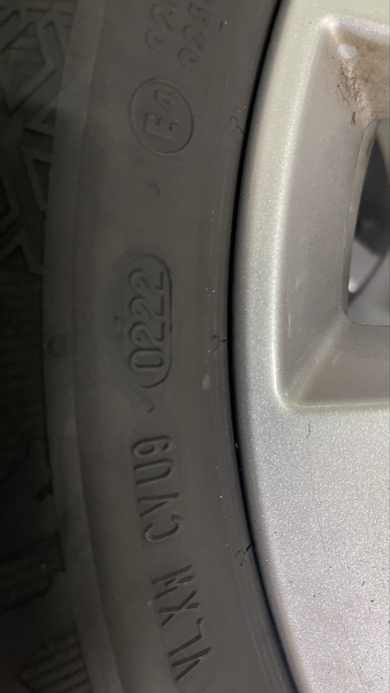 Felgi aluminiowe renault captur + opony zimowe