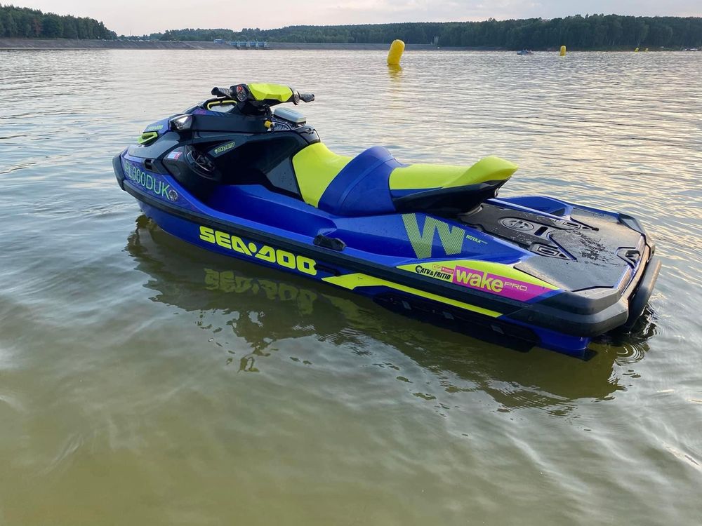 Sea doo wake pro 230 hp 2020