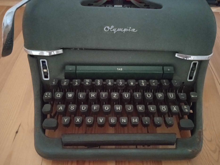 Maszyna do pisania Olympia Werke Wilhelmshaven AG dla kolekcjonera