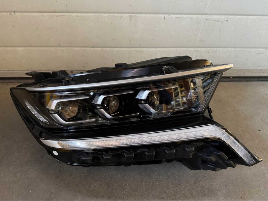Przednia PRAWA lampa Kia Sorento IV FULL LED 92192P2120