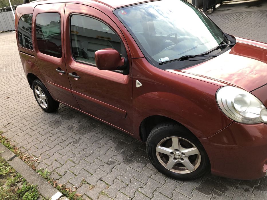 Renault Kangoo Privilege-r.2009, 1,6 benzyna; drzwi suwane