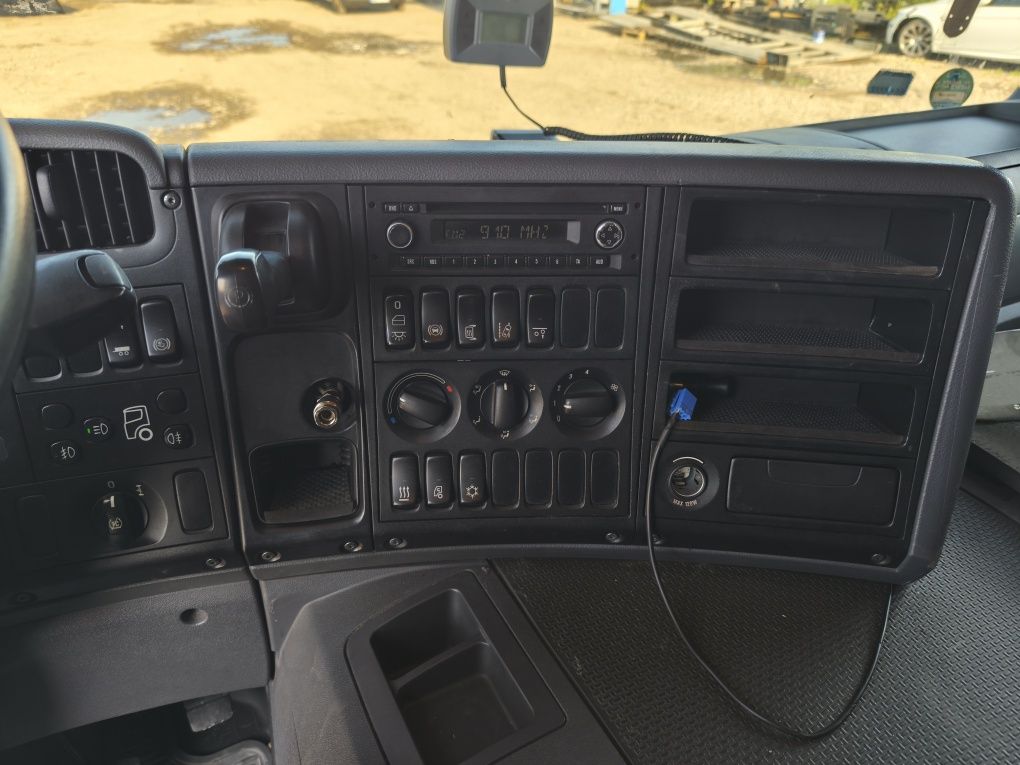 Scania p410 autotransporter, podwozie