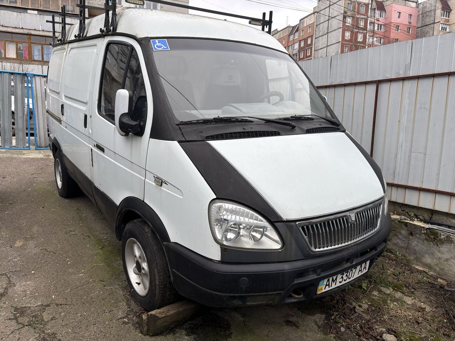 ГАЗ 2752 Соболь газ-бензин 2004