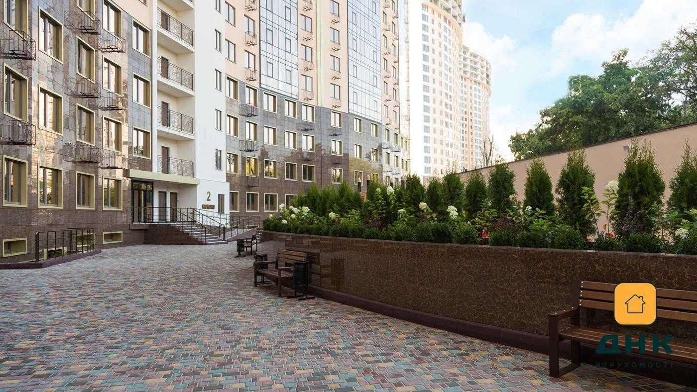 Большая квартира 52кв.м. с террасой в Аркадии 42 Жемчужина, Генуэзская