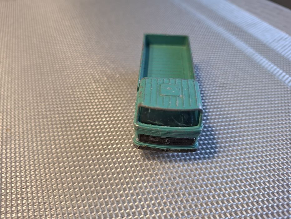Matchbox lesney Mercedes Truck skala 1:64