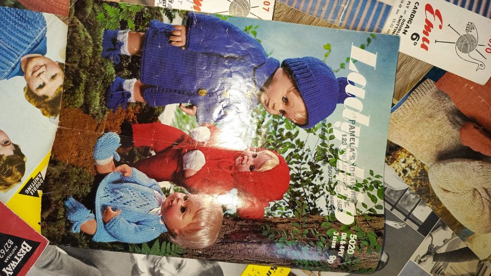 Duży zestaw dziewiarski vintage gazetki lata 60' - 90' dla kolekcjoner