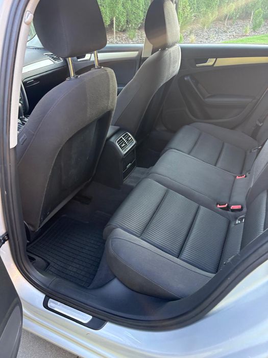 Sprzedam Audi A4 B8 Avant 2.0 TDI 143 KM Multitronic – 2010 r.