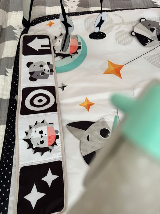 Розвивальний килимок для немовлят Tiny love