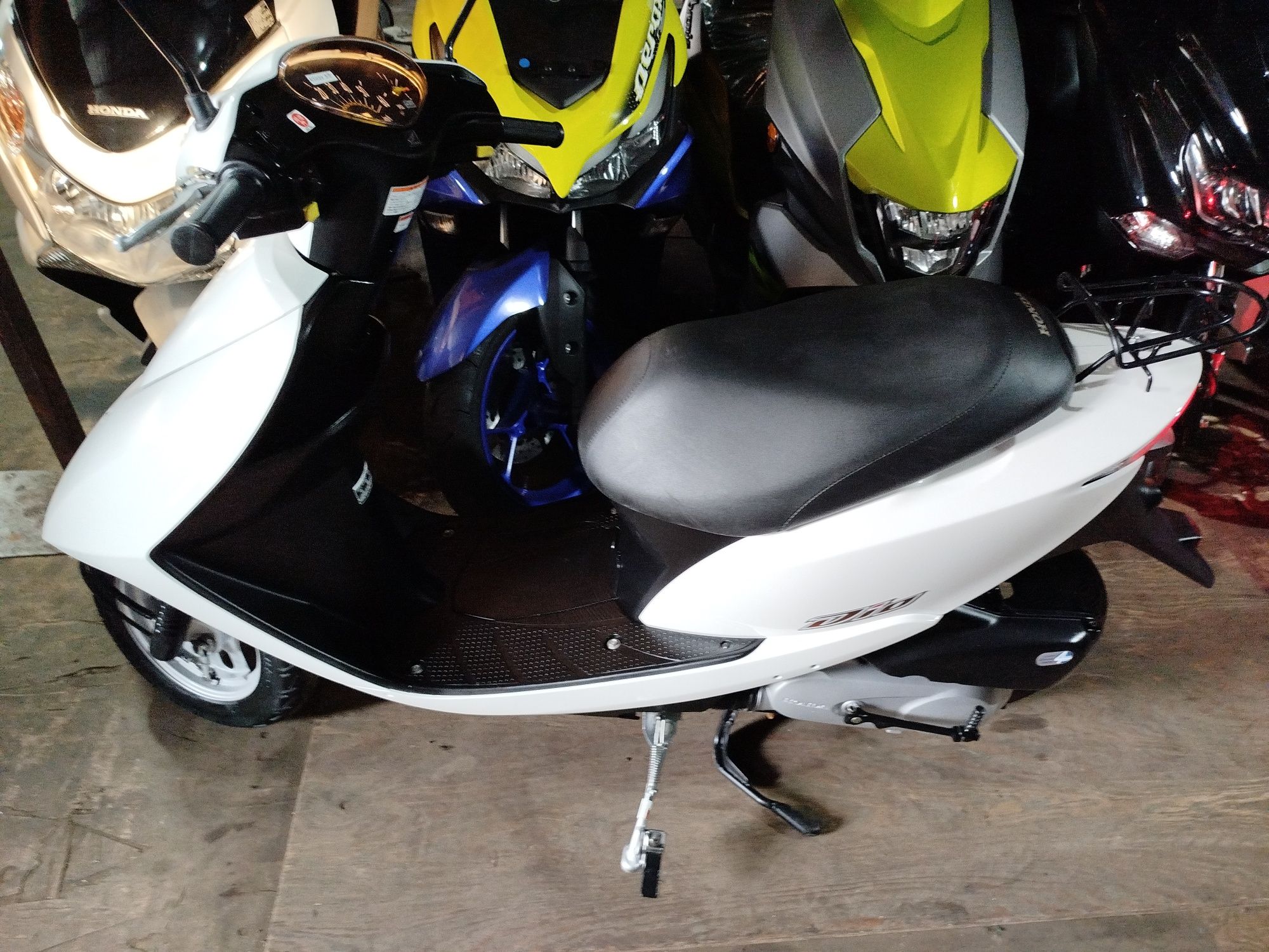 Скутер honda dio  Af 68