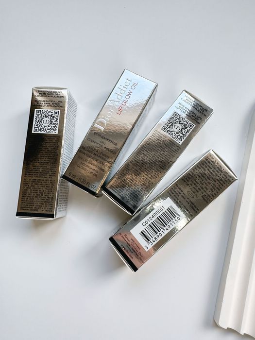 Олійка для губ  Dior Addict Lip Glow Oil