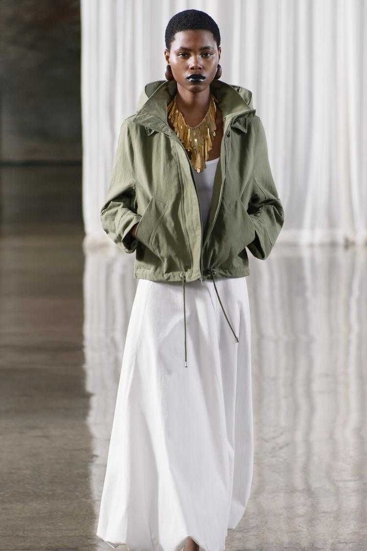 Куртка, парка, бомбер Zara