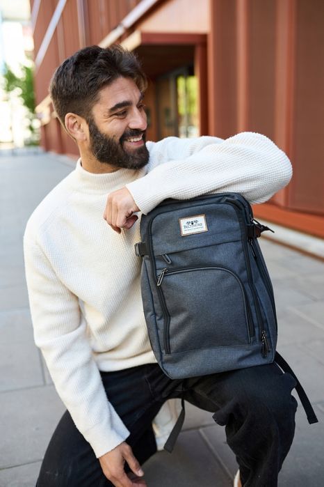 Plecak torba mały bagaż pojemny do samolotu kabinówka lotnicza wakacje