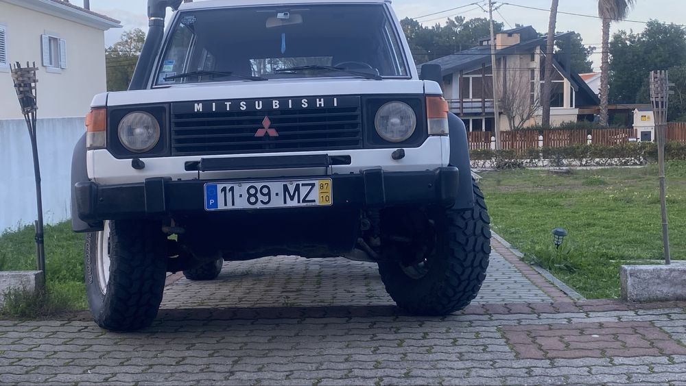 Mitsubishi pajero mk1 2.5