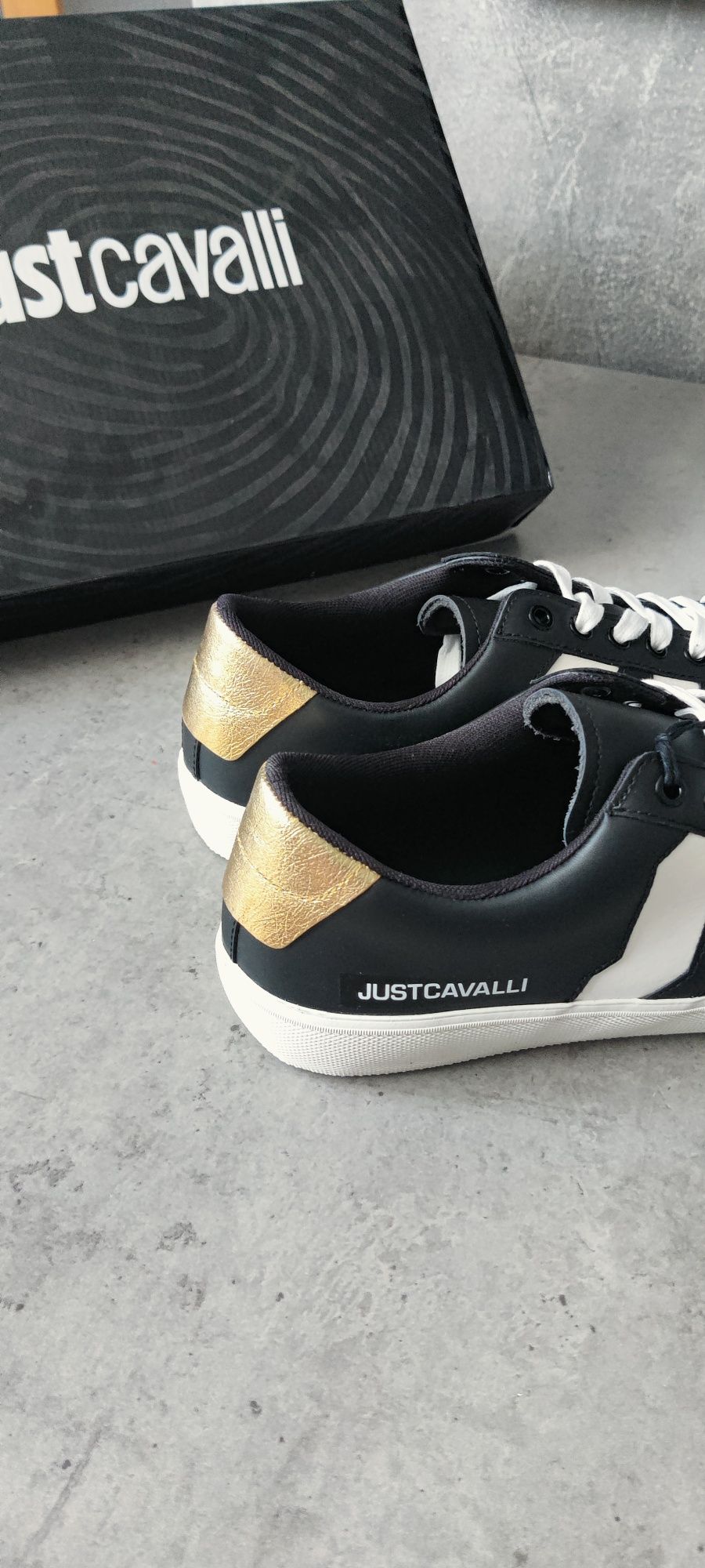 Чорні шкіряні кеди унісекс бренд Just Cavalli розмір 41