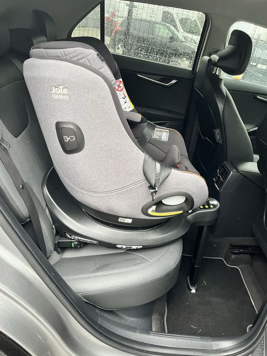 Fotelik Joie signature i-Harbour E z bazą i-Base Encore