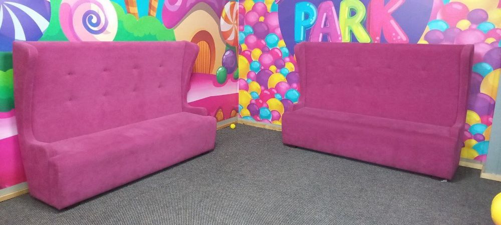 Диван интерьерный