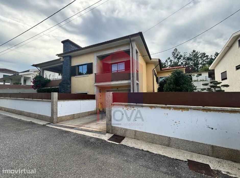 Moradia V3 Individual, Moure