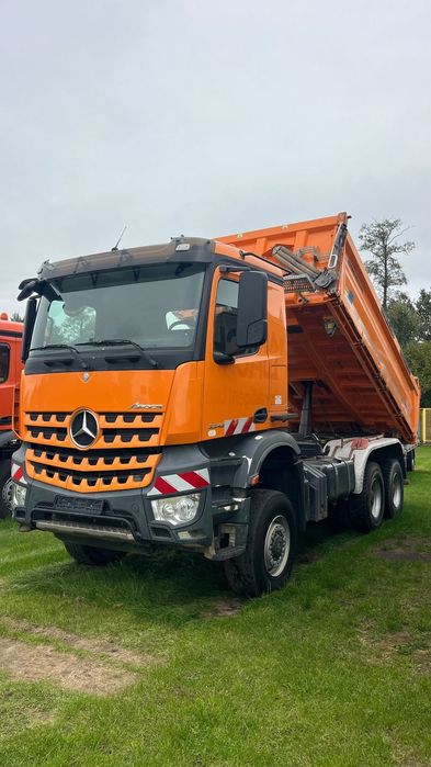 Mercedes-Benz Arocs 3345 6x6 Wywrotka Meiller Kipper + Przyczepa Meiller Kipper (nie 6x4, 8x8, 8x4, 6x2) z Niemiec. Silnik 13l, Hydraulika, nie hydroburta 6x6 Arocs Actros 3345 wywrotka Meiller Duży Silnik Reduktor Napędy na Wał