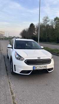 Kia Niro гібрид 2019 рік