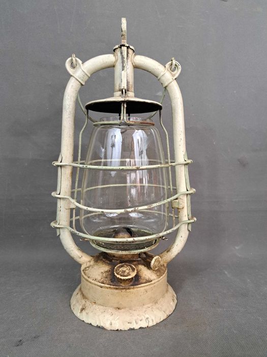 Stara lampa naftowa Feuerhand 305