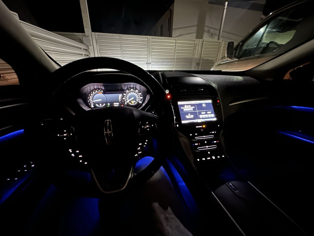 Lincoln mkz 2015 року