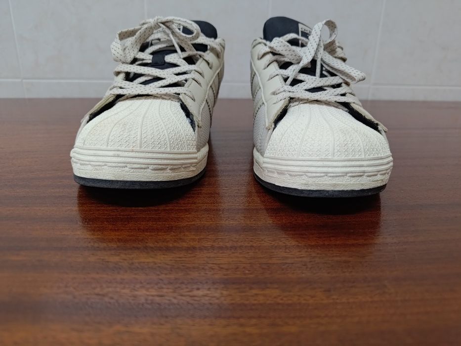 Adidas Superstar