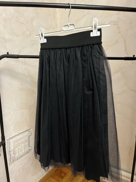 Юбка дуже гарно сидить фатин чорна