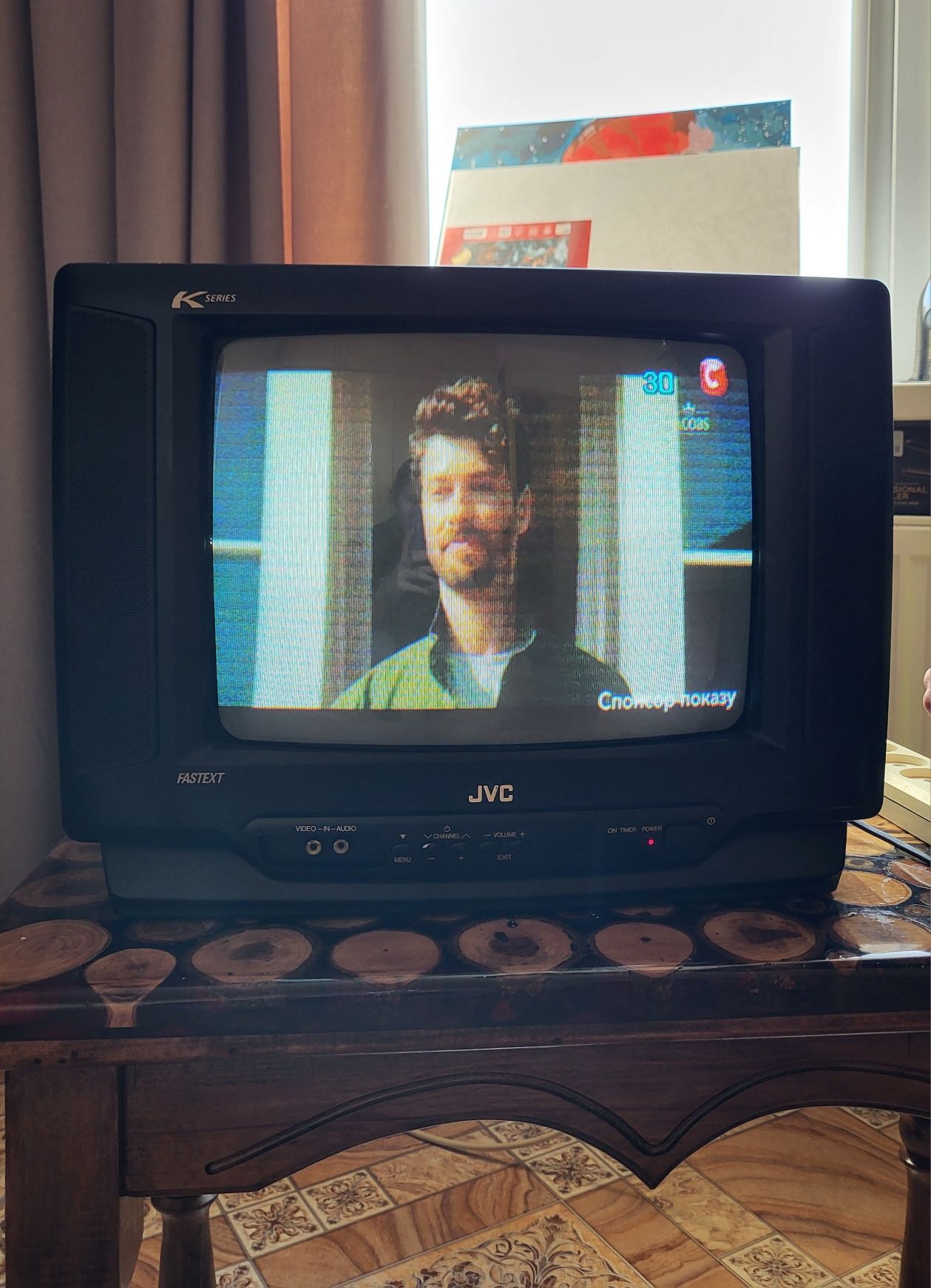 JVC телевизор  32 диагональ