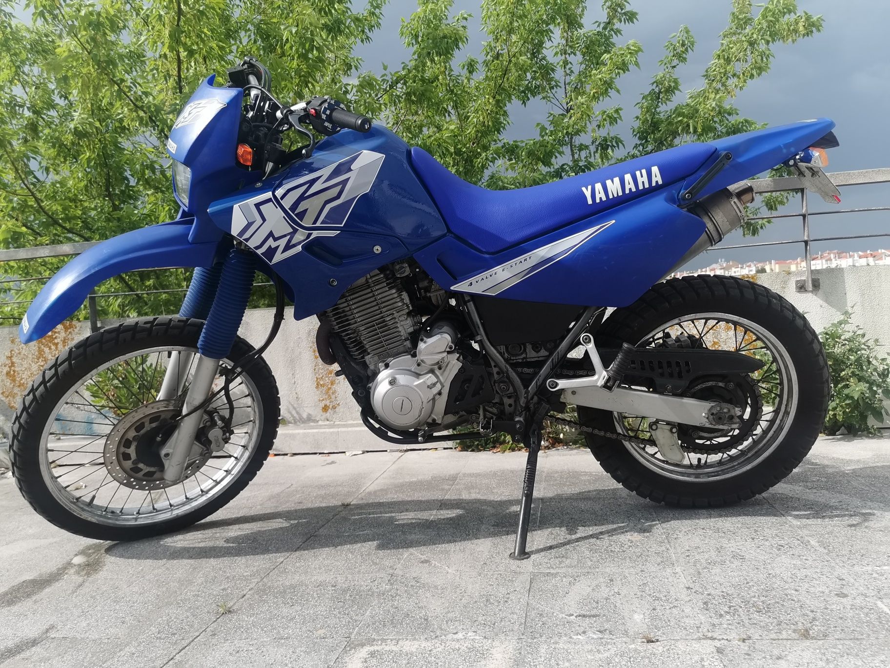 Yamaha XT 600E 2000 aceito troca