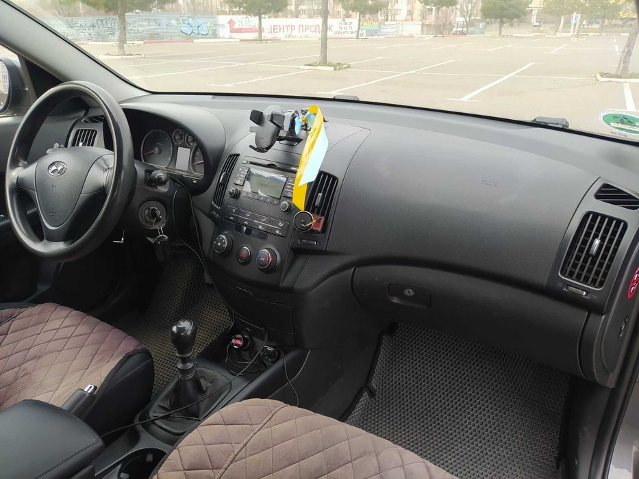 Hyundai i30 cw 2008 дизель 1.6, мкпп, универсал