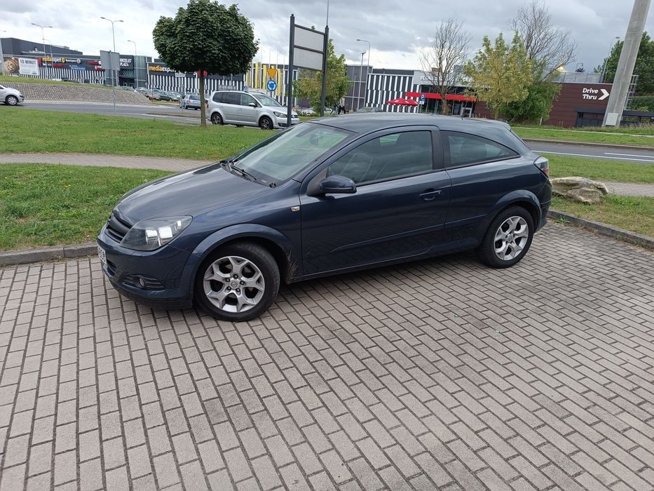 Astra H GTC,samochód prywatny, rok w kraju, super stan