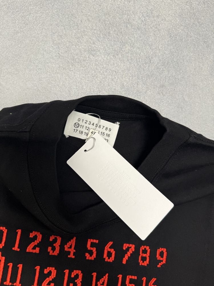 футболка Maison Margiela Black red tee S M L