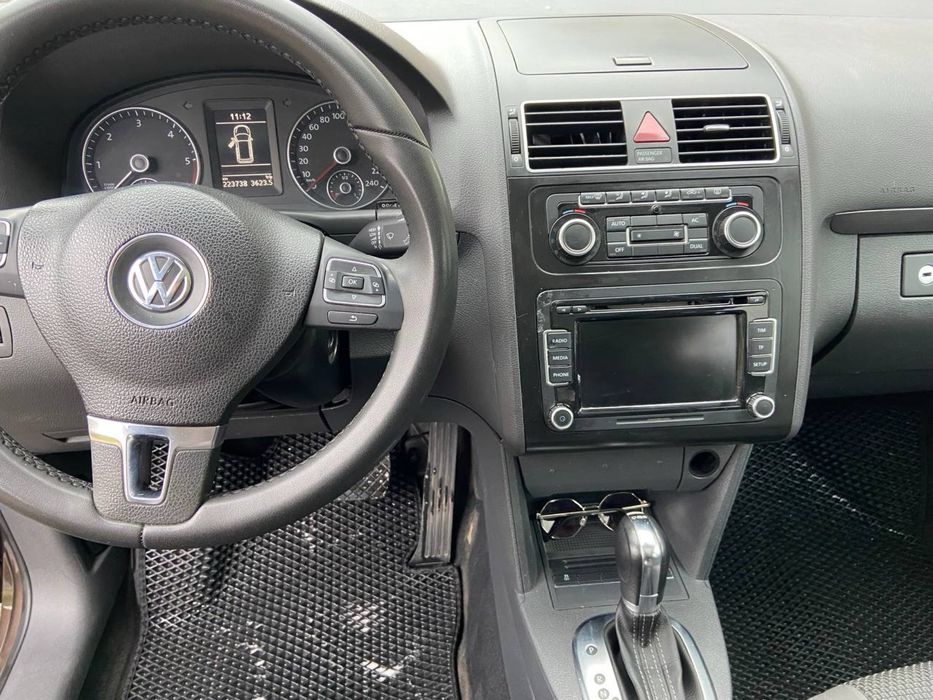Продам Volkswagen Touran